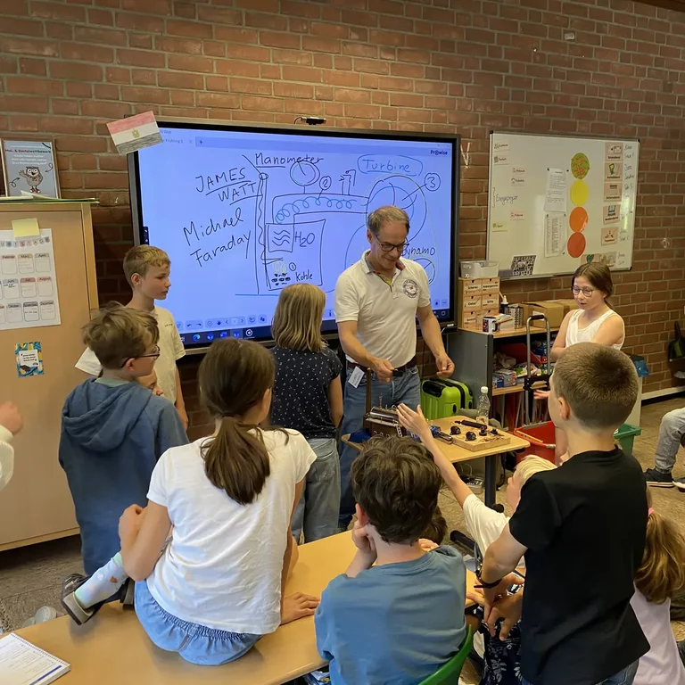 „Energie erleben und verstehen“ an der Aggertalschule Donrath