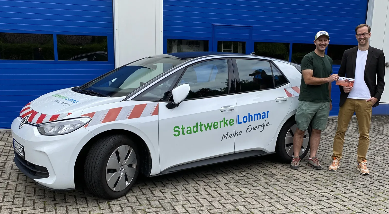 Stadtwerke Lohmar überreichen weiteren E-Bike-Gutschein 